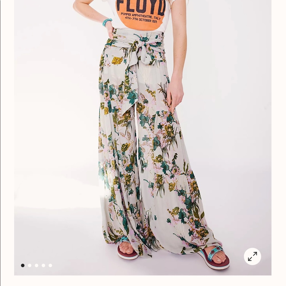 ISO!! Fp one aloha pants mint Xs